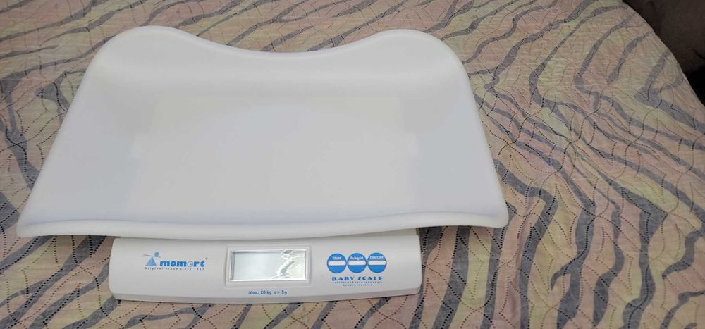 Электронные весы для новорожденных Momert 6475