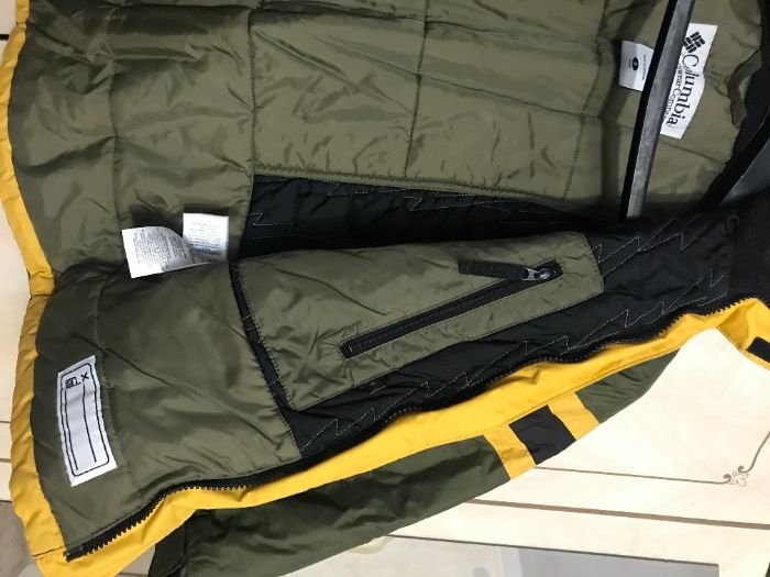 Продам теплую куртку "Columbia"