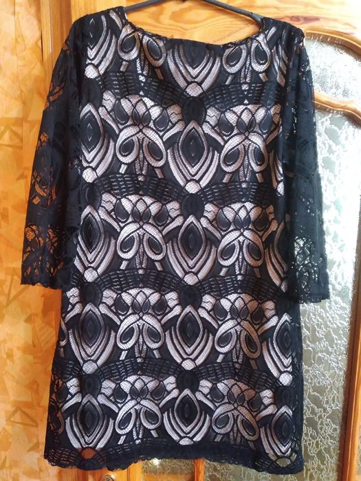 Вечернее нарядное платье