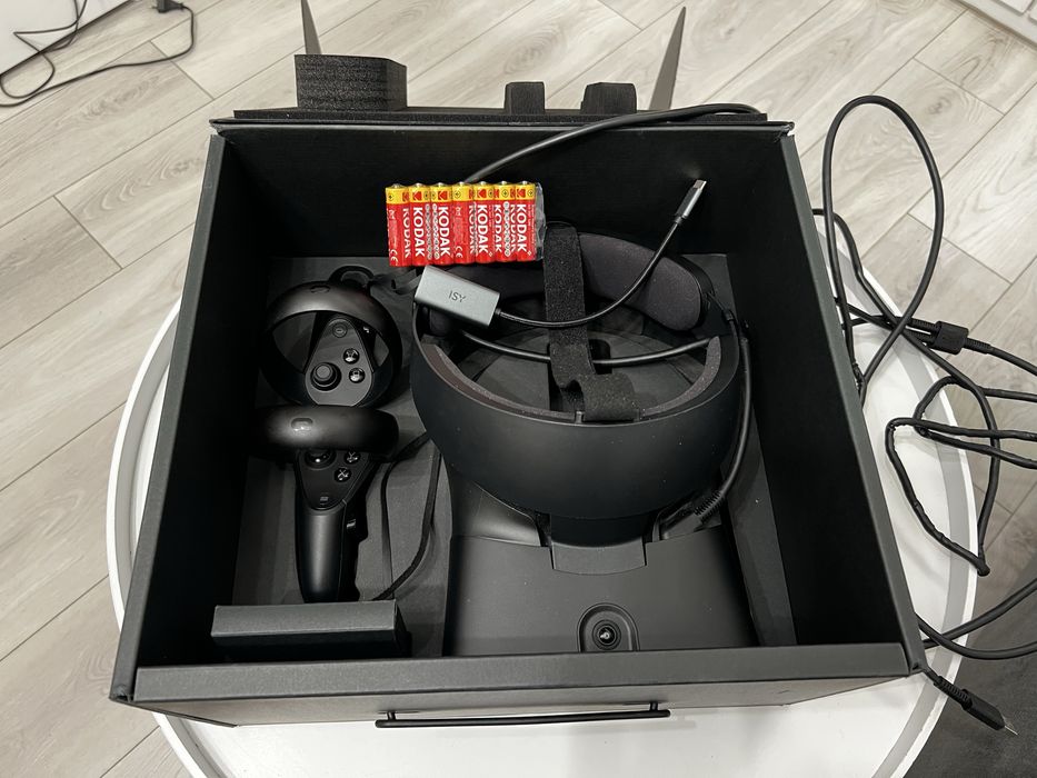 Oculus Rift S + Half life Alyx + 6 baterii + Displayport>Type-C