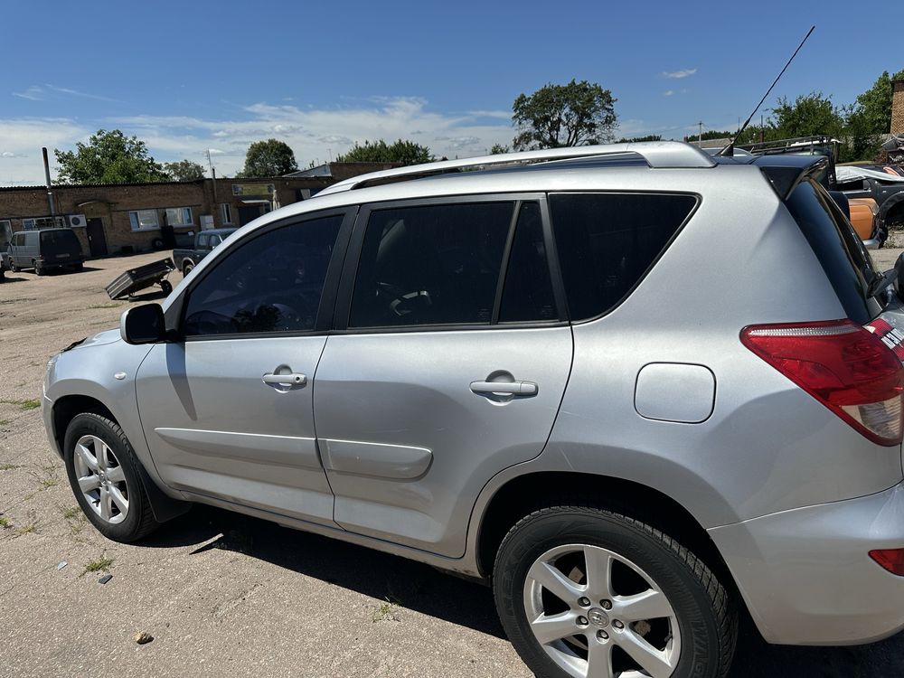Продам Toyota Rav4 Можлива доставка