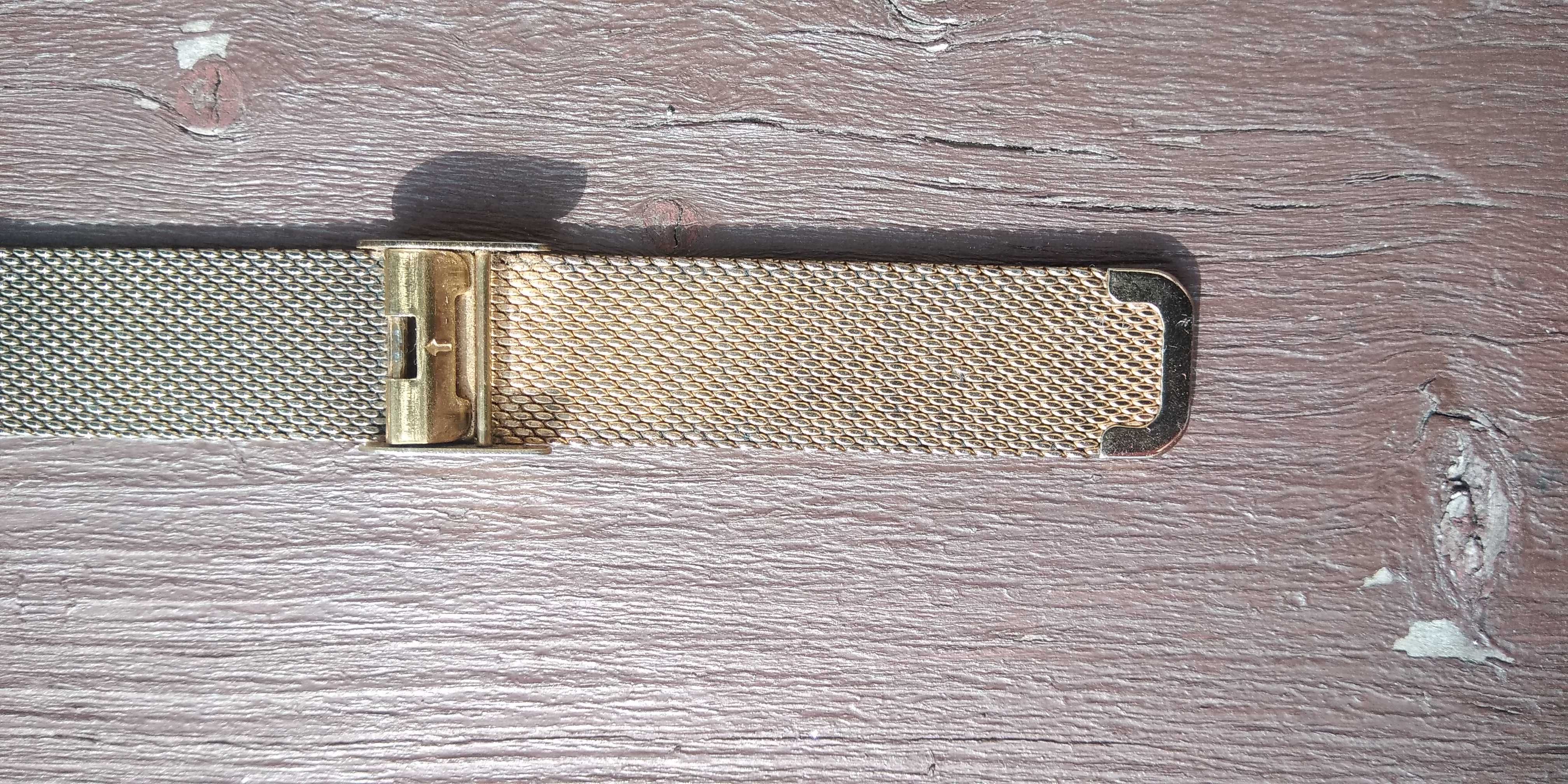 Zegarek ze Stali z Metalowym Plecionym Paskiem - PARFOIS