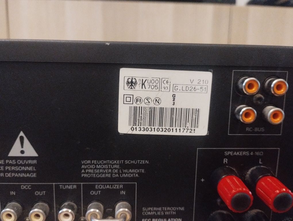 Grundig V 210 - wzmacniacz stereo