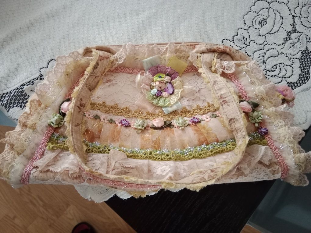 Sprzedam torebkę goblin chimaki