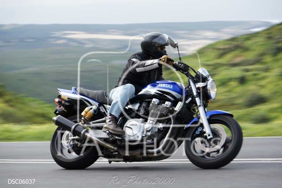 É esta! Não é uma mota, é um Motão! Yamaha XJR 1300 SP