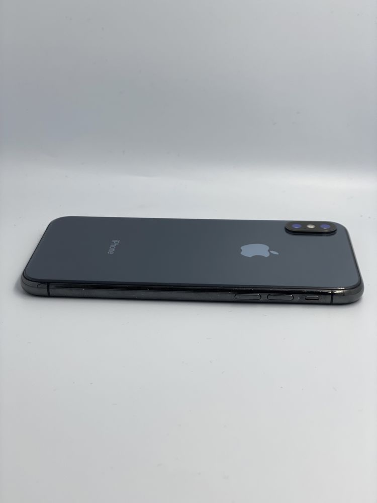 Продам XS max 64Gb R-sim налаштований все працює АКБ 84%