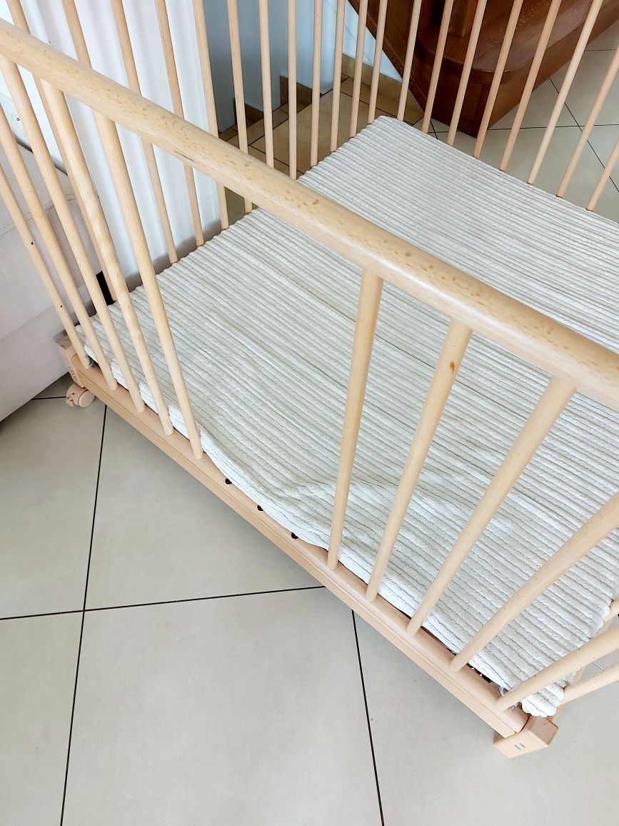 Kojec dla dziecka 100/100/77 cm łóżeczko Geuther niemiecki drewniany m