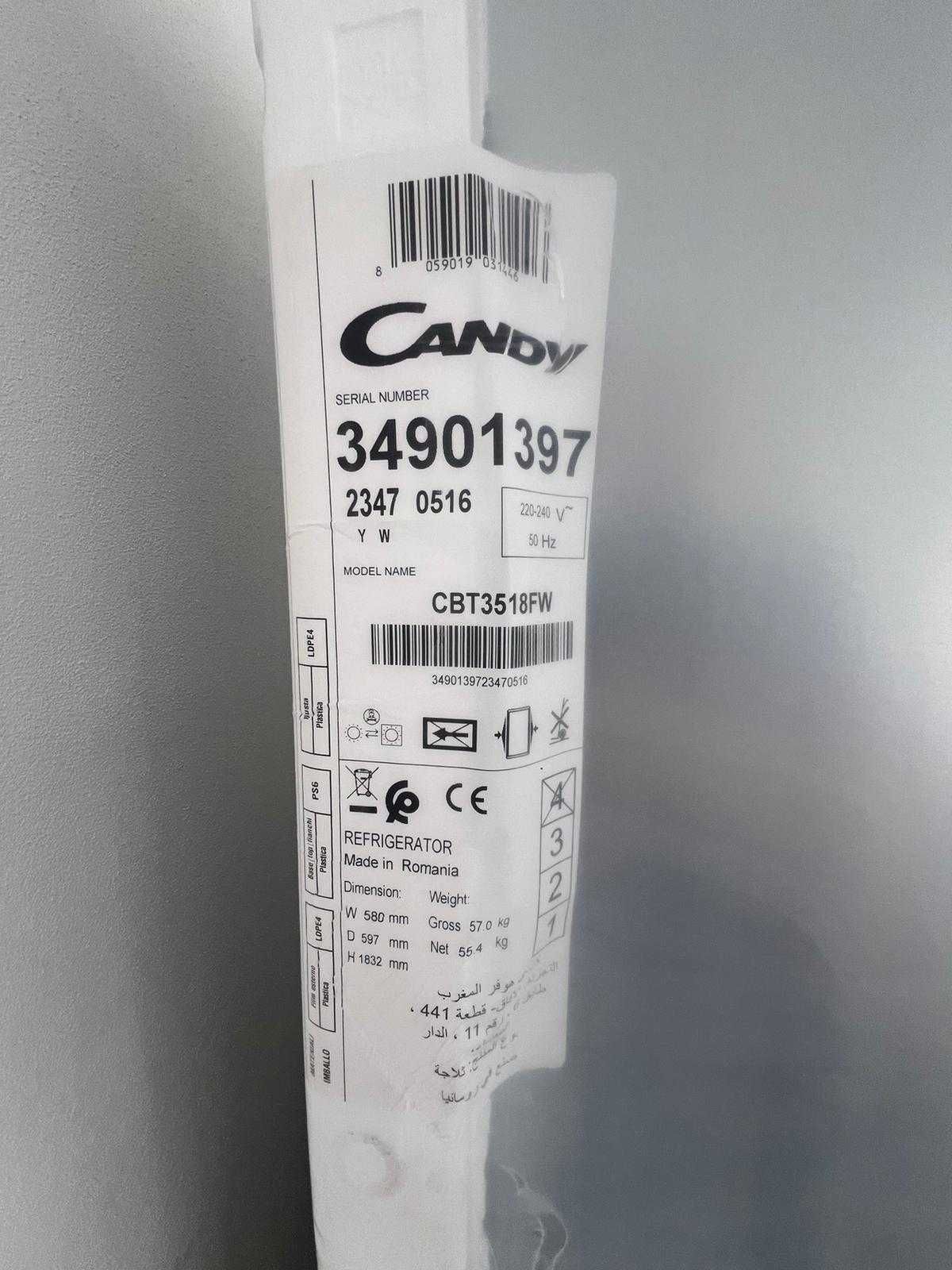 Frigorífico de encastrar Candy, na embalagem orginal e com garantia.