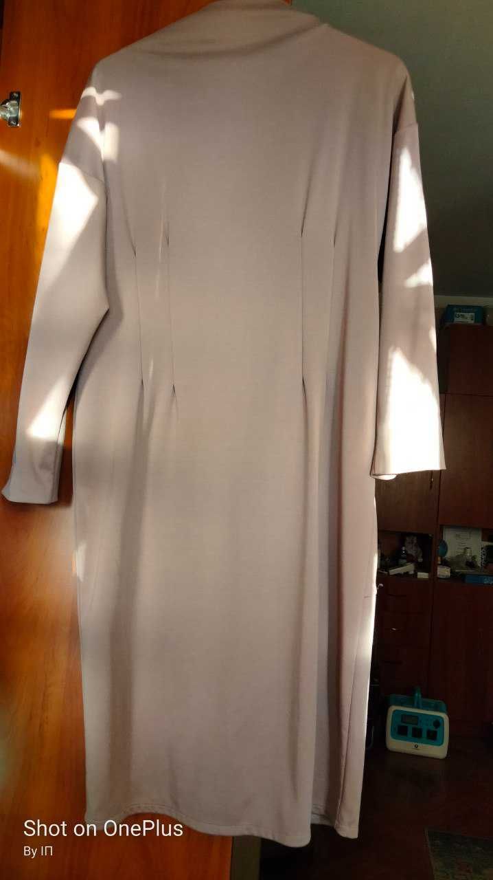 Сукня демісезонна, зимова від українського бренду Gressa Plus Size.