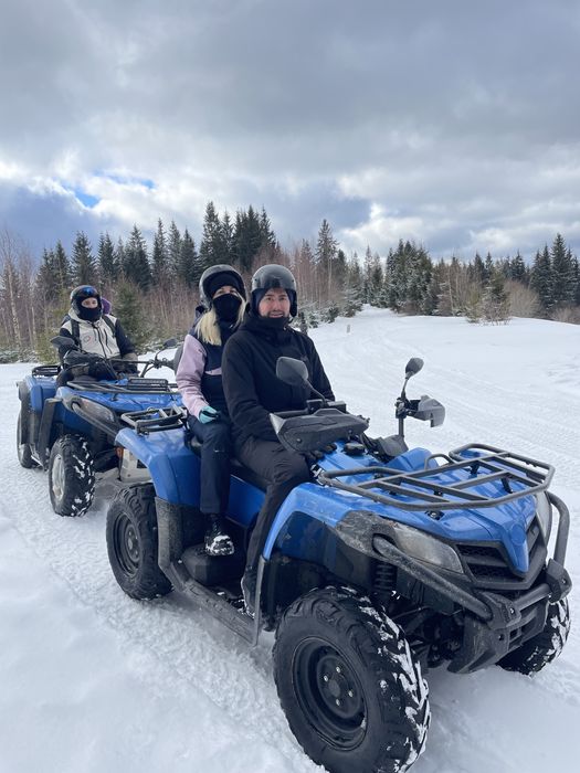 Подорожі джипінг у гори полонини м Яремче Микуличин Буковель