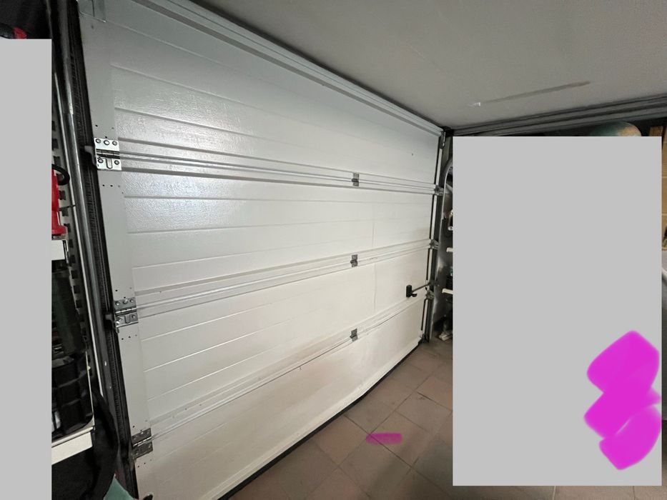 Brama segmentowa Hormann LPU42 2500 x 2125 kolor szary 7035