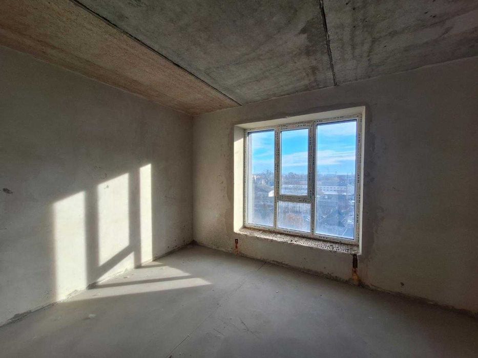 Продаж 1-кімнатної зданої квартири біля парку (сирець з наповненням)