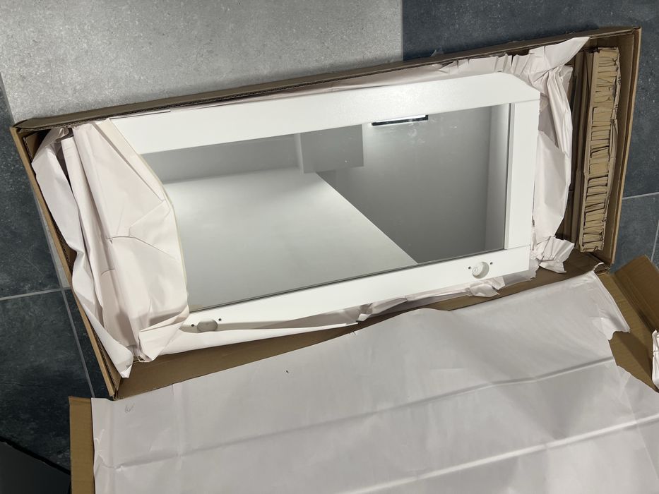 Hemnes Szafka z lustrem i drzwiami, biały, 83x16x98 cm