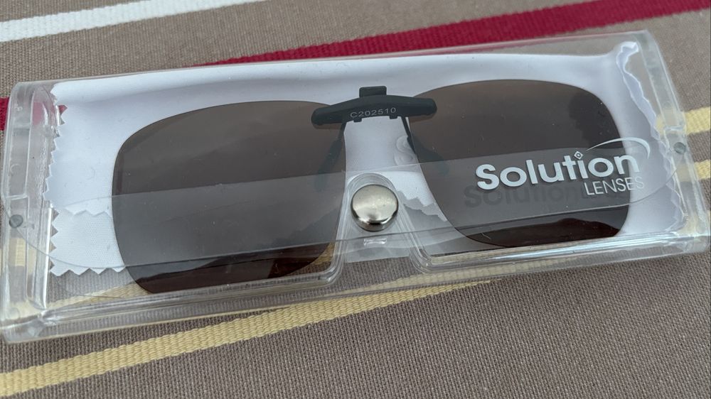 Clip solar polarizado