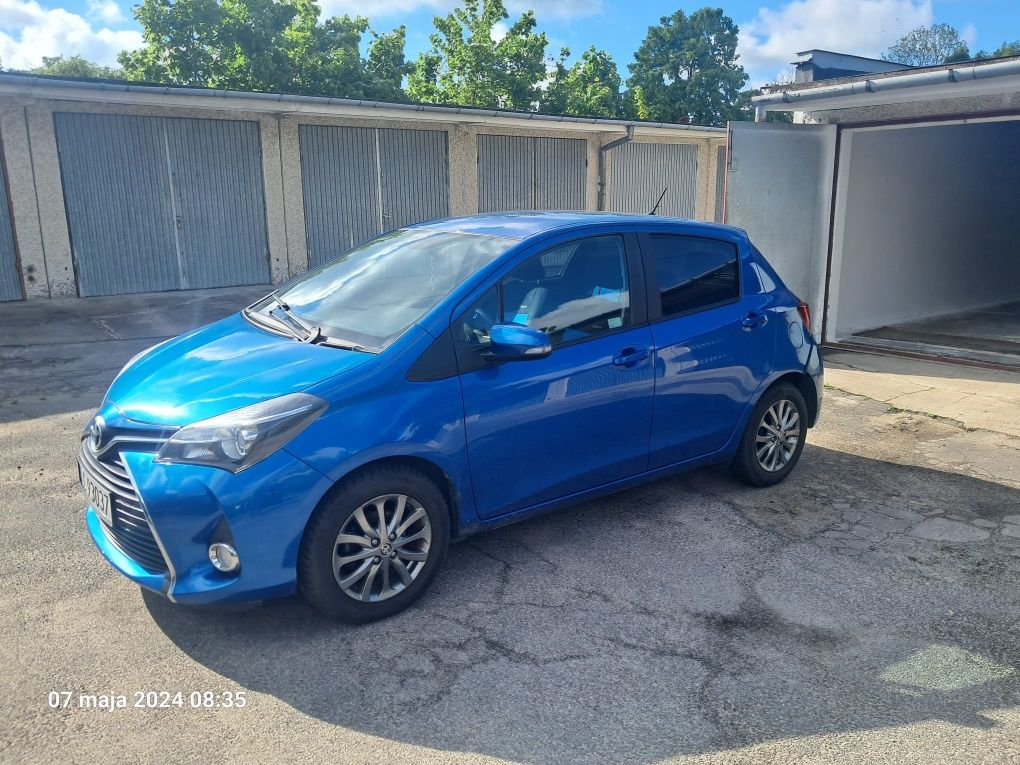 Toyota Yaris 1.33B Rezerwacja