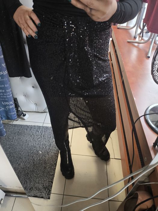 Piękny komplet spódnica cekiny i bluzka rozm S m  l