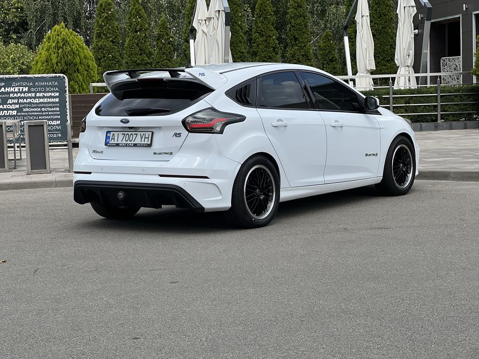 Ford Focus 3 electric 2018 год 33 kw в RS обвесе