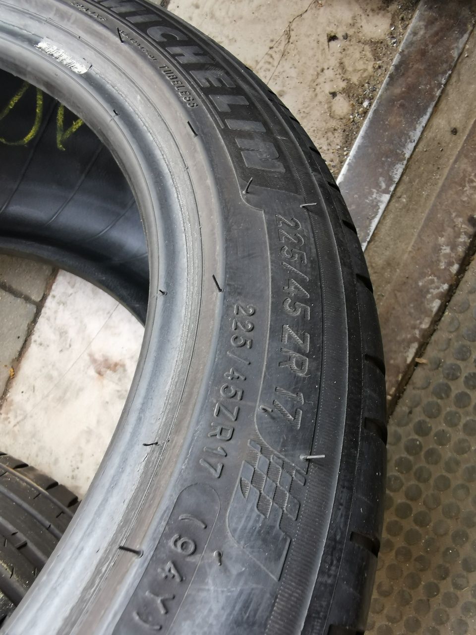 Летняя резина 225/45 R17 Michelin pilot sport 4