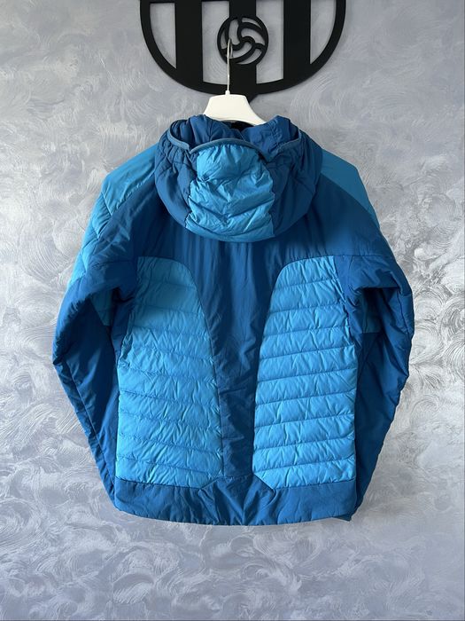 Демисезона куртка мікропуховик Berghaus Extreme