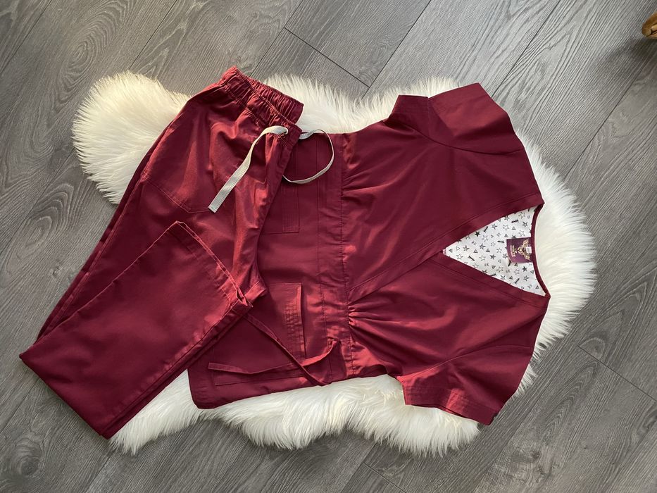 Медичний костюм від «ін вайт»