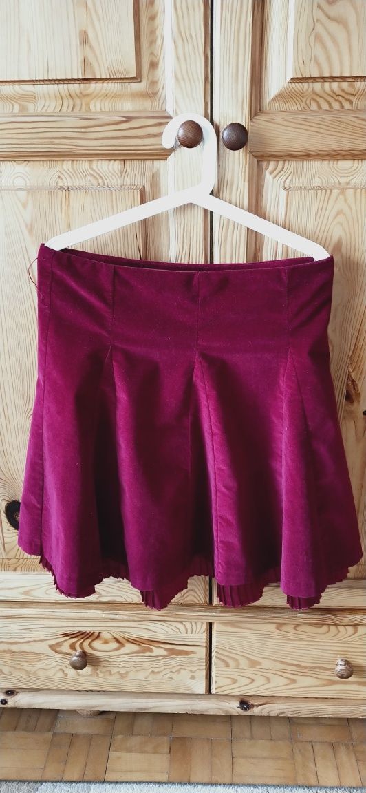 Czerwona rozkloszowana spódnica midi - Reserved, rozmiar 38