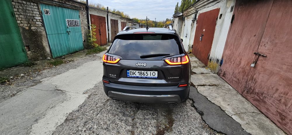 Jeep Cherokee 2019 3.2