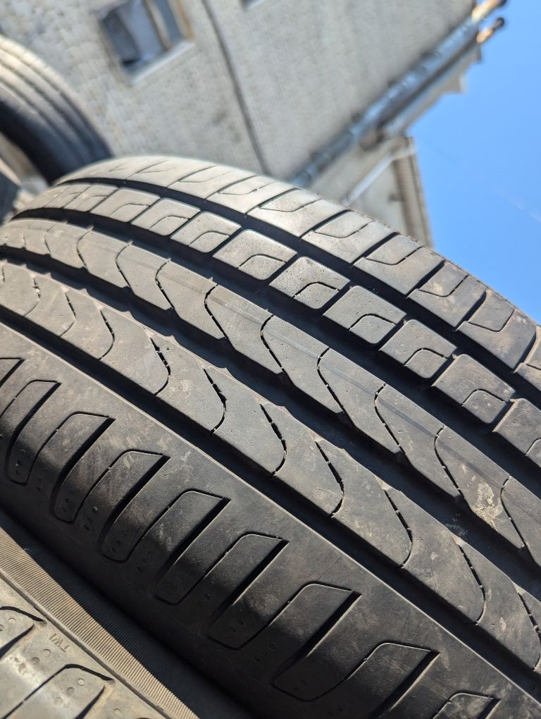 215/55R17 Pirelli