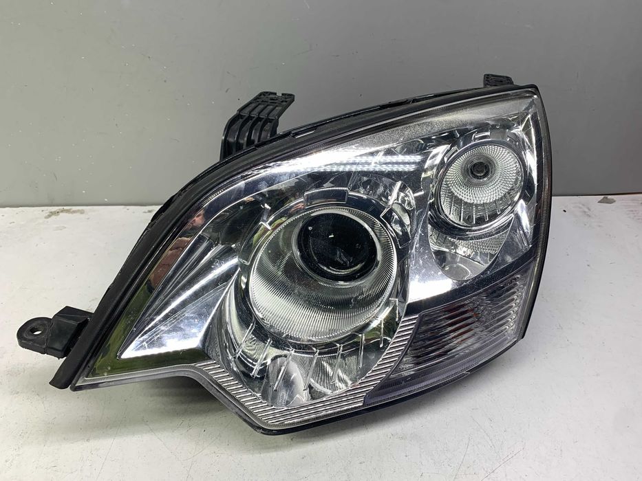 Lampa przednia Opel Antara bi-xenon