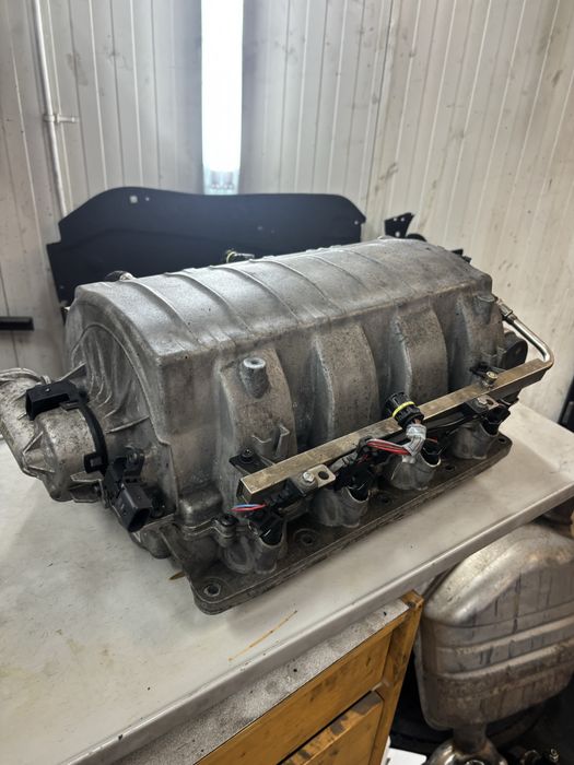 Kolektor ssący oryginal BMW X5 E53 4.4 V8 N62B44