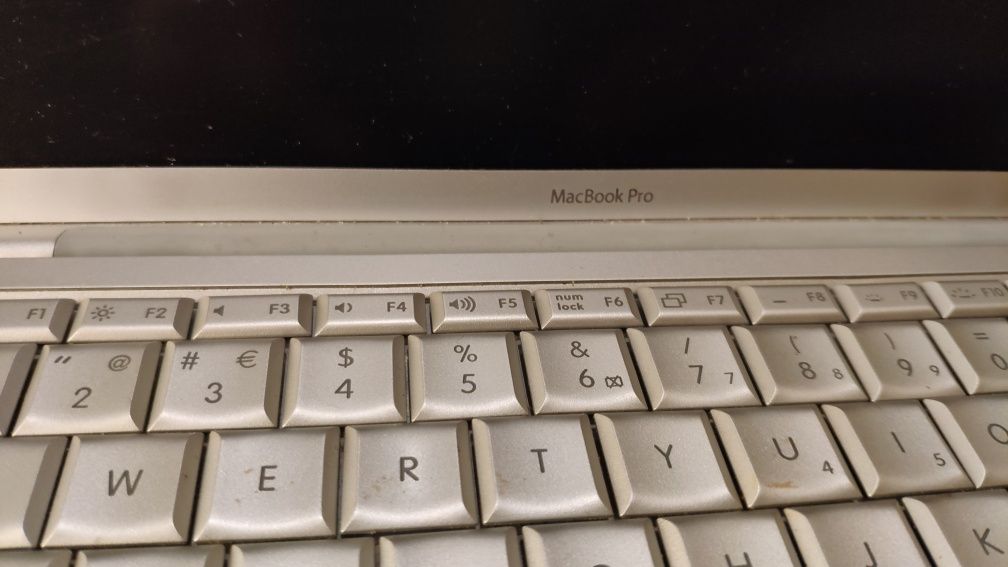 Macbook Pro 15 (Para peças)