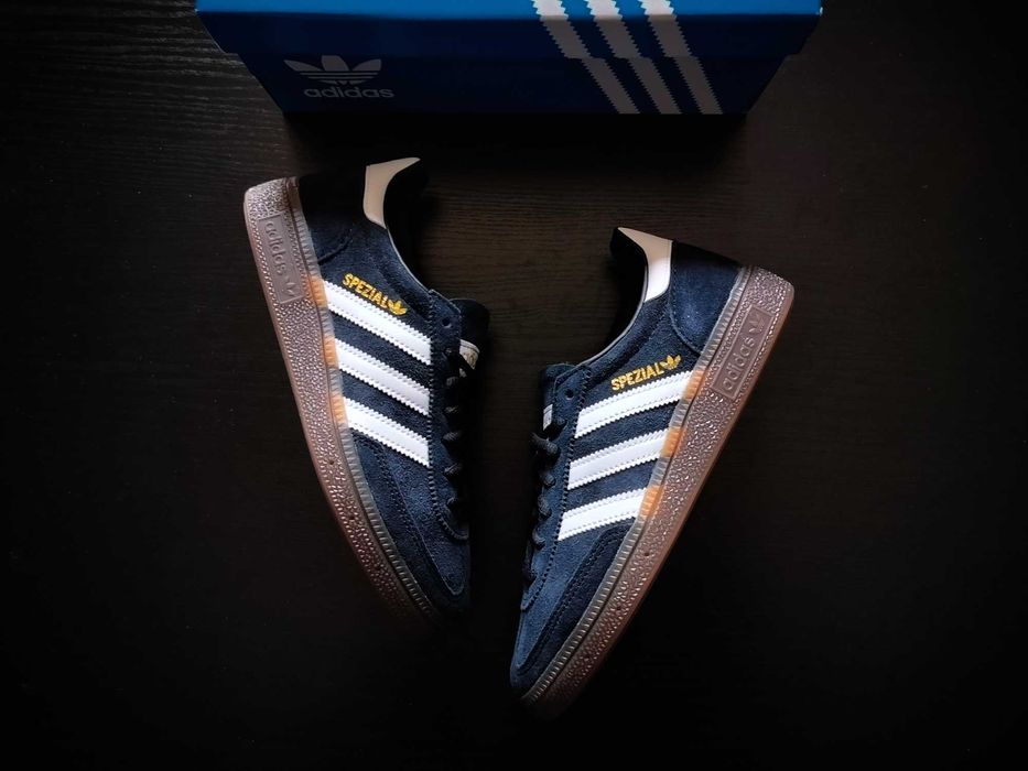 Adidas Handball Spezial - Black Gum r. 36 2/3 SNEAKERS