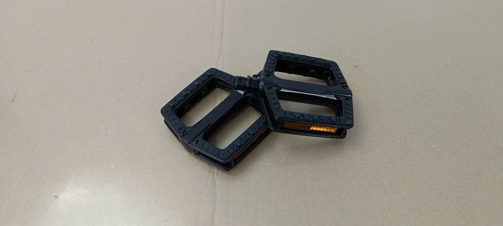 Pedały platformowe Antypoślizgowe.