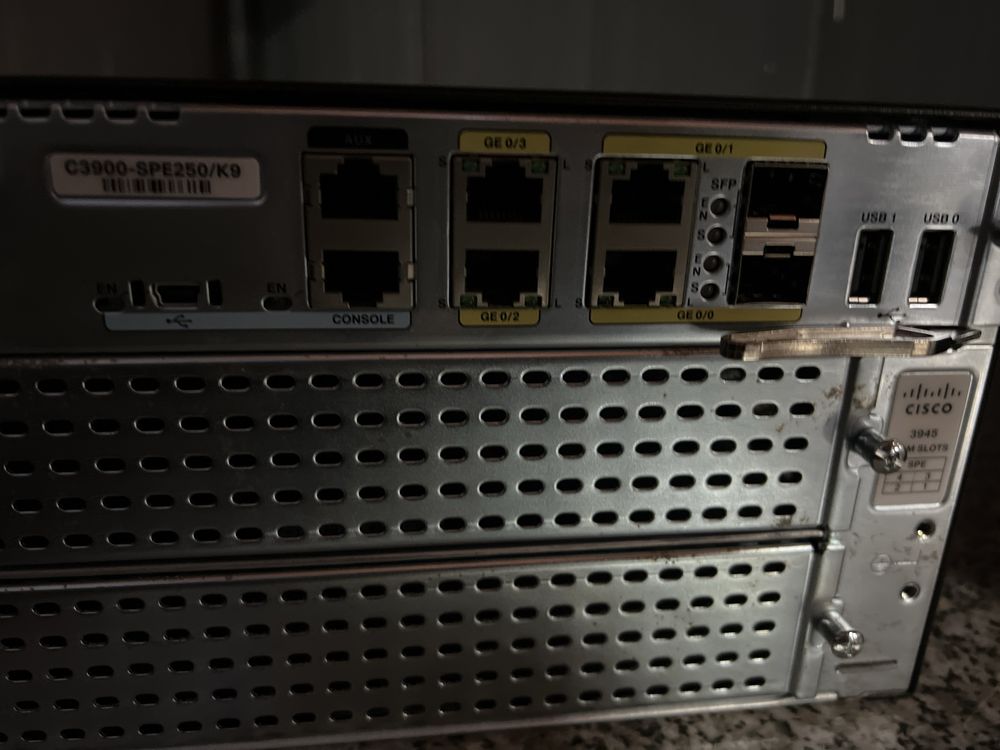 Router Cisco 3900