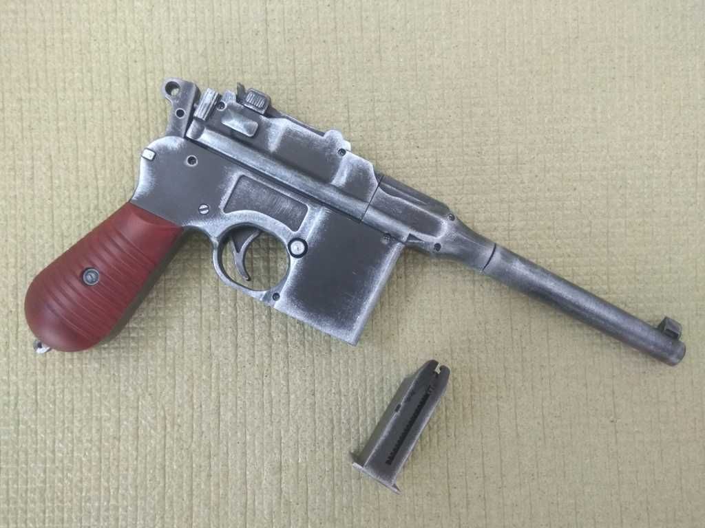 Детский Пистолет Mauser Пластмассовый - Игрушка НЕ РАБОЧАЯ.