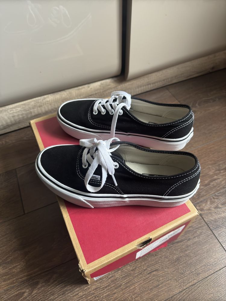 Vans Authentic Platform оригінал жіночі 37 розмір
