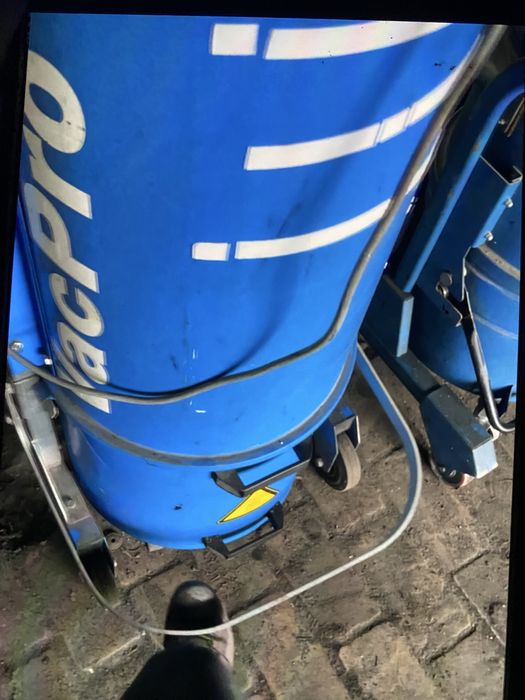 Odkurzacz przemyslowy 230v  mega mocny vacpro