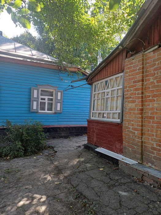 Продам будинок в смт Опішня