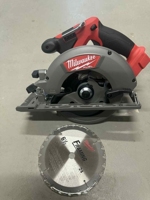 Pilarka tarczowa Milwaukee M18 Nowa