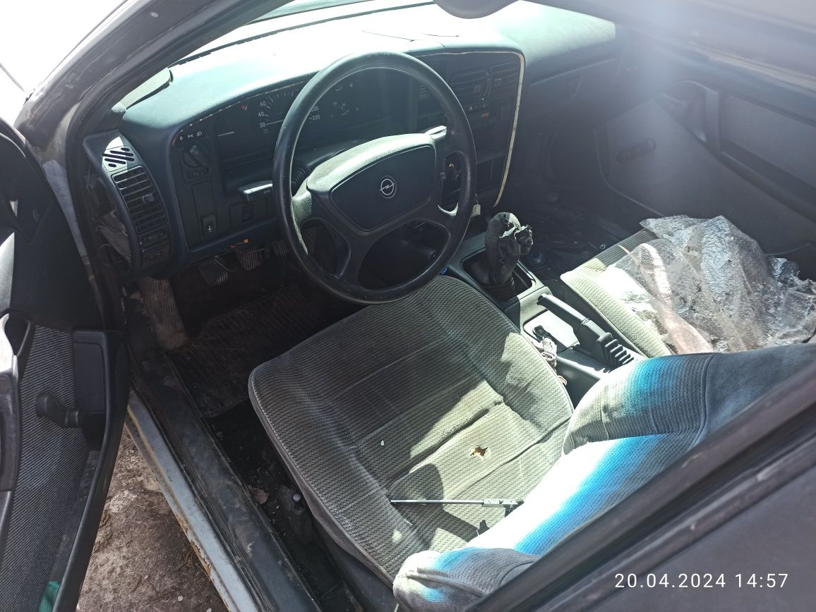 Продам Opel omega A 2.0