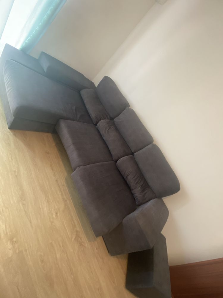 Sofá com Chaise Longue
