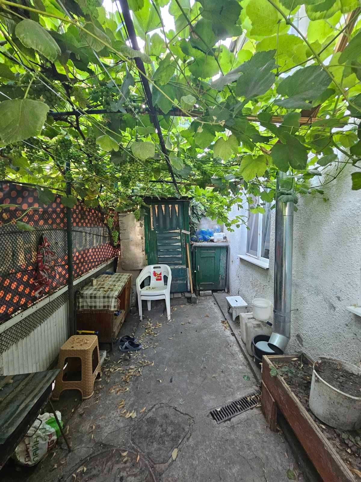 ЦЕНА СНИЖЕНА Срочно 2х к квартиру Молдаванка ,Привоз рядом