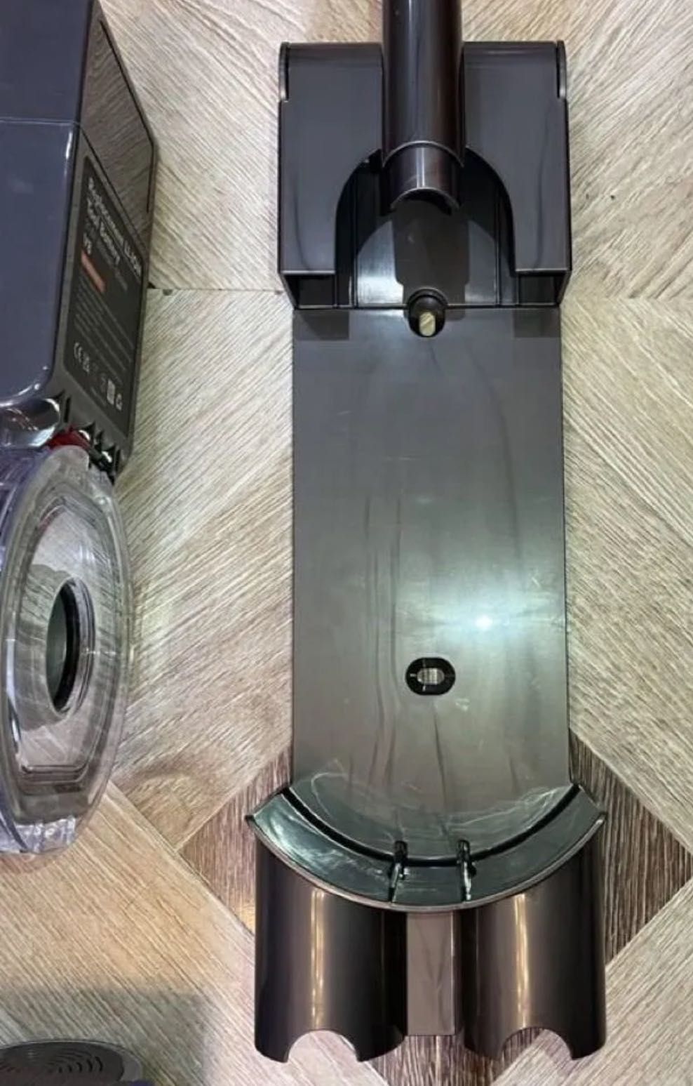 Oryginalny odkurzacz dyson v8