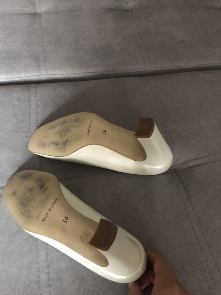 Sapatos brancos que podem ser para noiva n 36 Doriani pronoivas