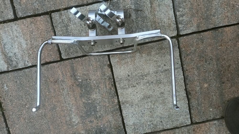 Sakwa na kierownicę 31,8. Sport Arsenal na stelażu. Unikat