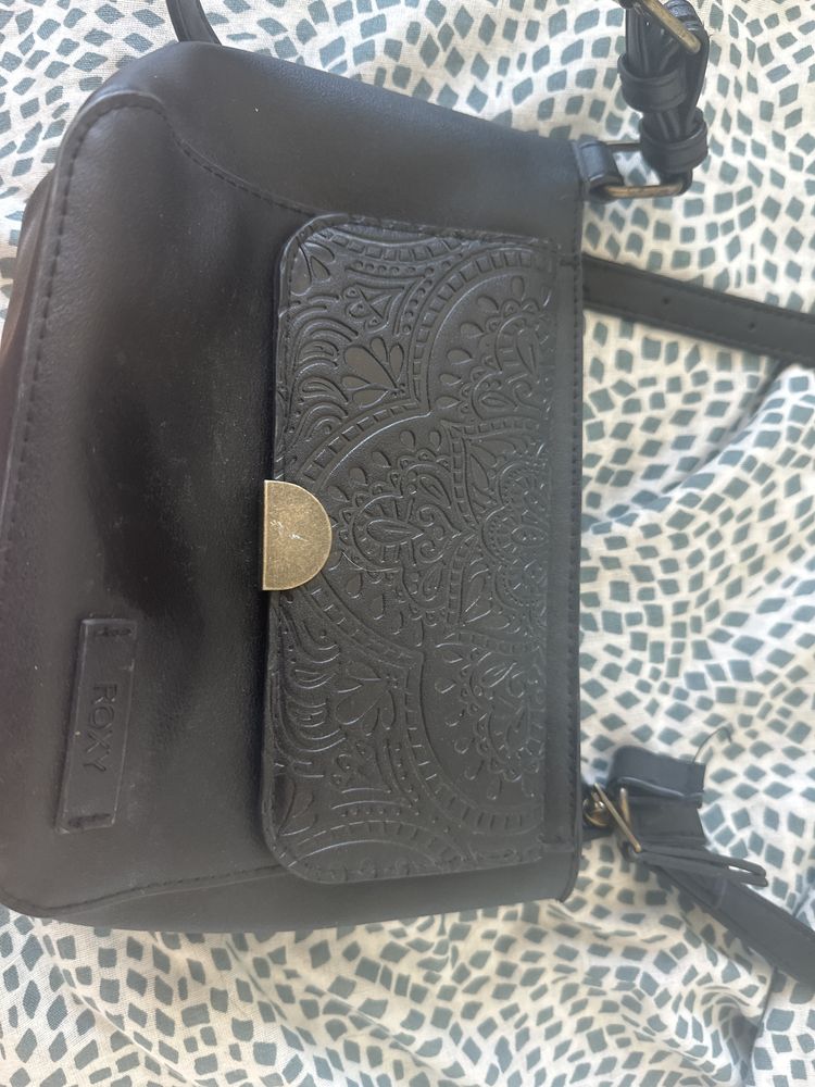 Mochila preta da MO