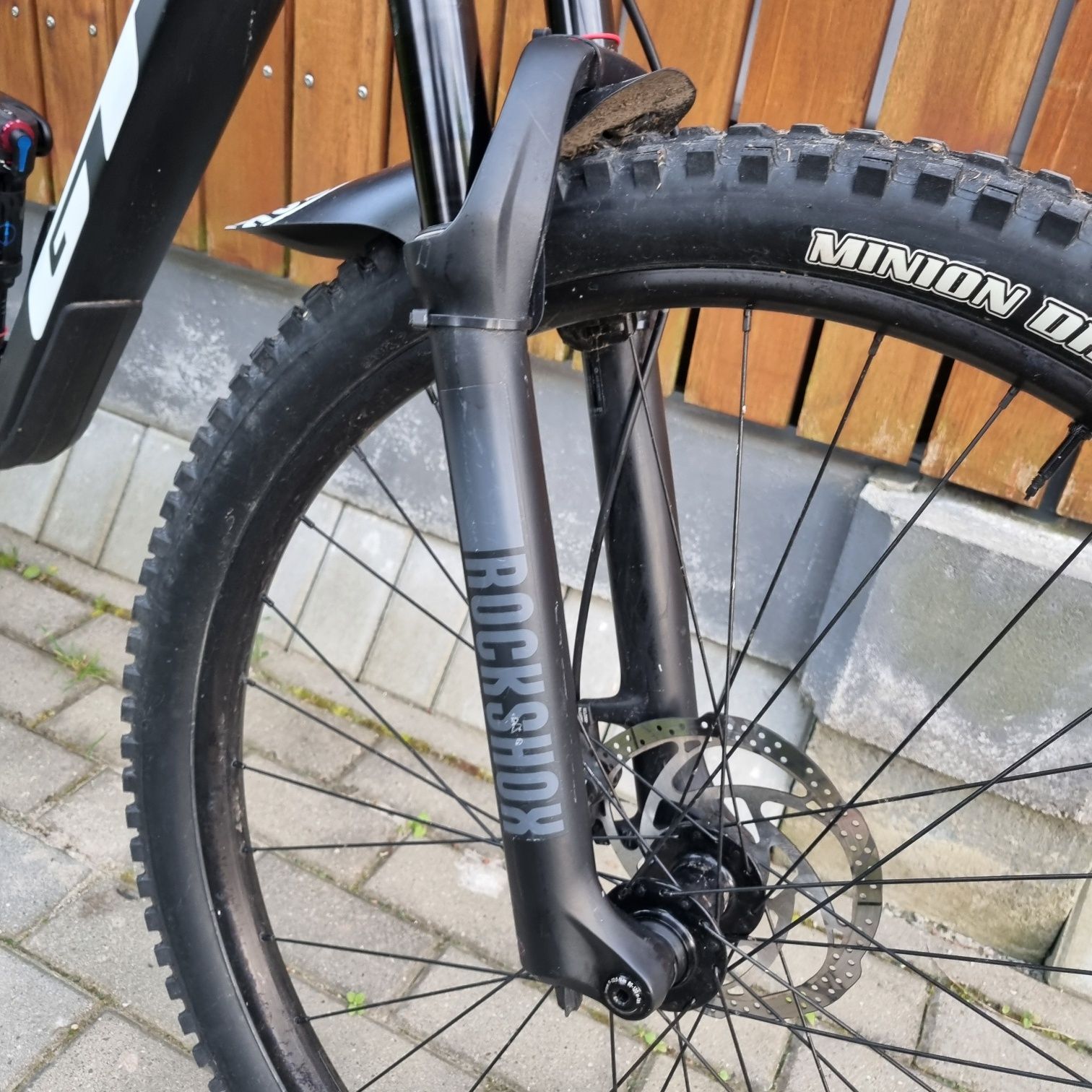 GT Sensor Carbon  Elite 29"