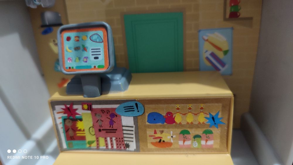 2w1 sklep Amy z  Binga z dużymi figurkami.