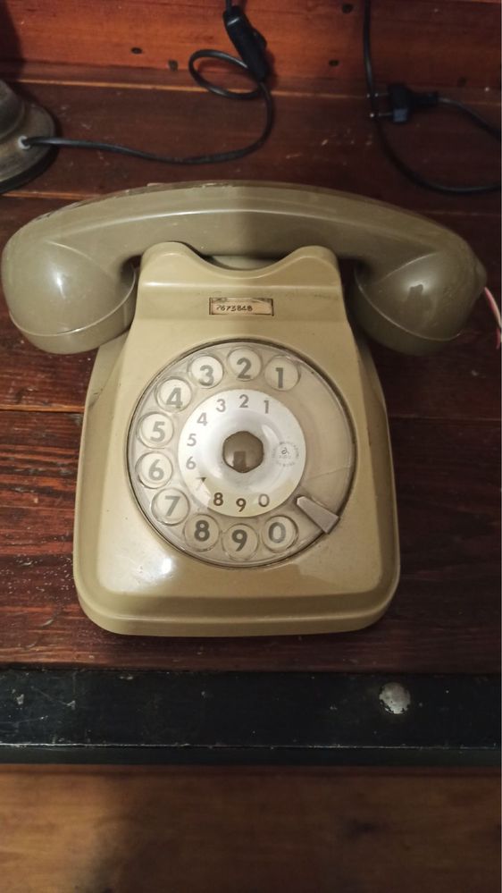 Stary telefon sprzedam