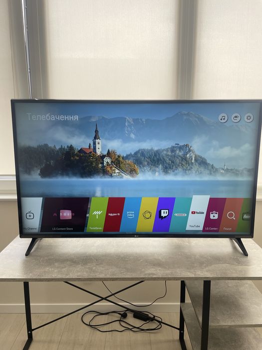 Сучасний телевізор LG 55 дюймів 3D/4К UJ630V