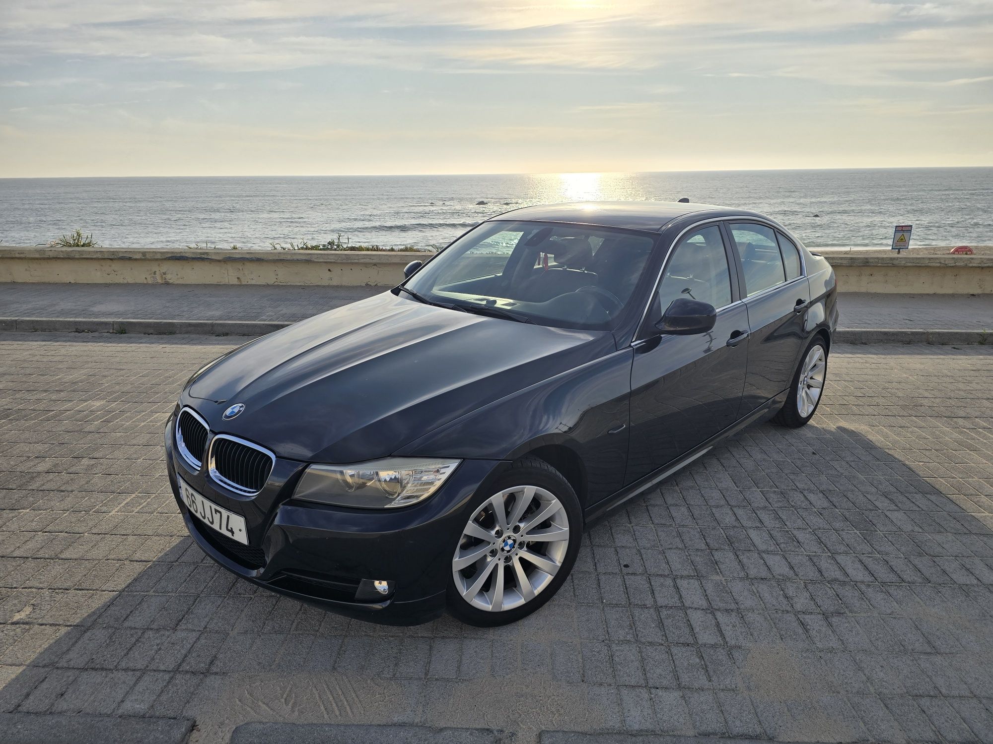 BMW 320d 184cv LCI — Nacional | Manual | Corrente trocada | Android |
